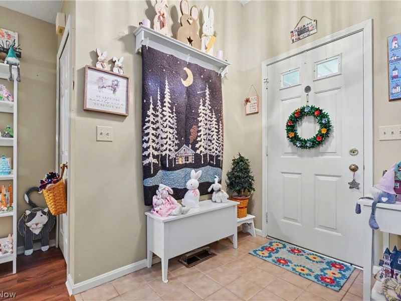 9809 Brookline Oval, Strongsville, OH 44136 Photo 13