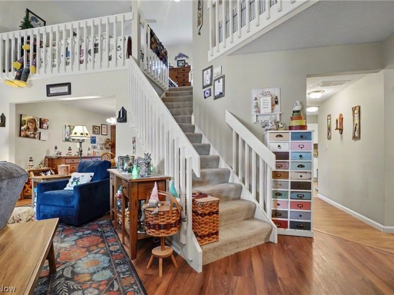 9809 Brookline Oval, Strongsville, OH 44136 Photo 14