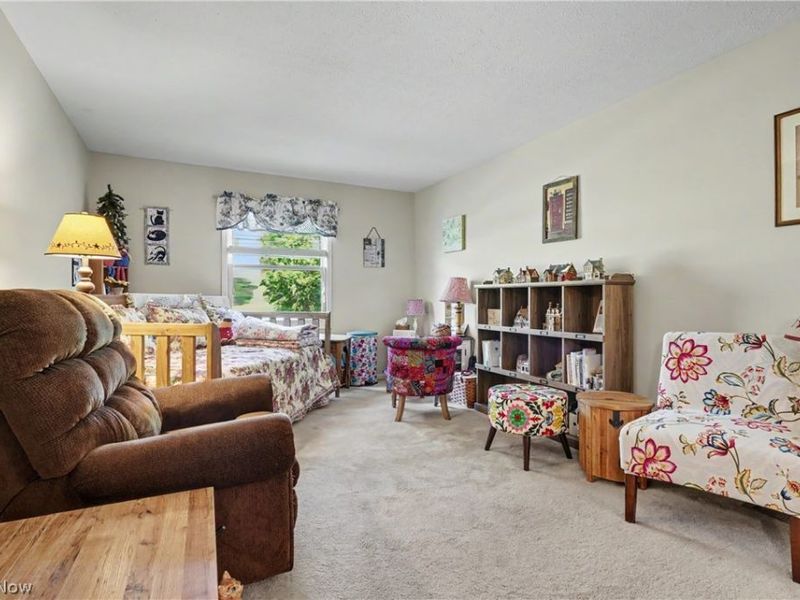 9809 Brookline Oval, Strongsville, OH 44136 Photo 30