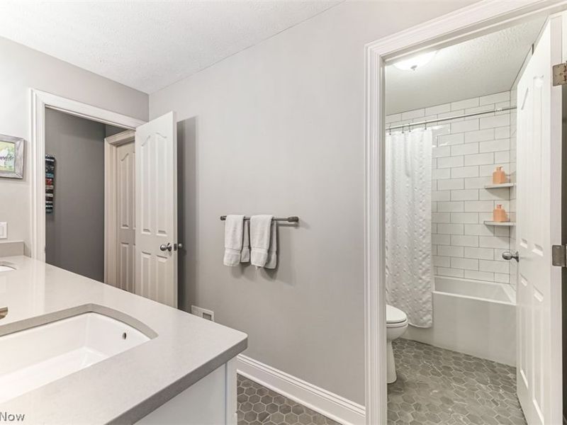 6487 Dorset Lane, Solon, OH 44139 Photo 25