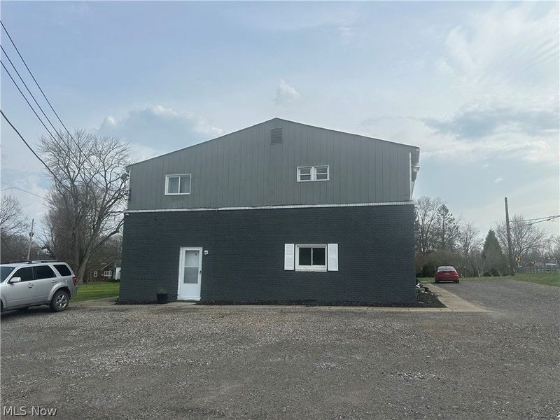 5885 Youngstown Hubbard Road, Hubbard, OH 44425 Photo 1