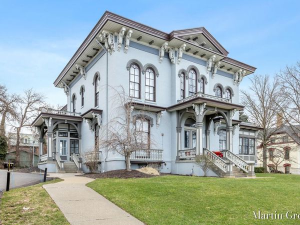 44 Lafayette Avenue NE, Unit 3, Grand Rapids, MI 49503