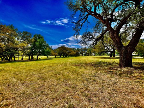 7908 CR 404 , Spicewood, TX 78669
