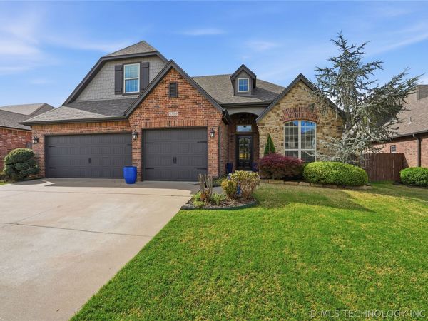 5758 E 143rd Street S, Bixby, OK 74008