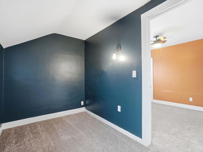 2378 Velma Avenue, Columbus, OH 43211 Photo 10