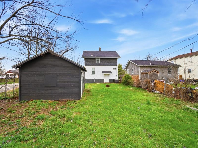 2378 Velma Avenue, Columbus, OH 43211 Photo 16