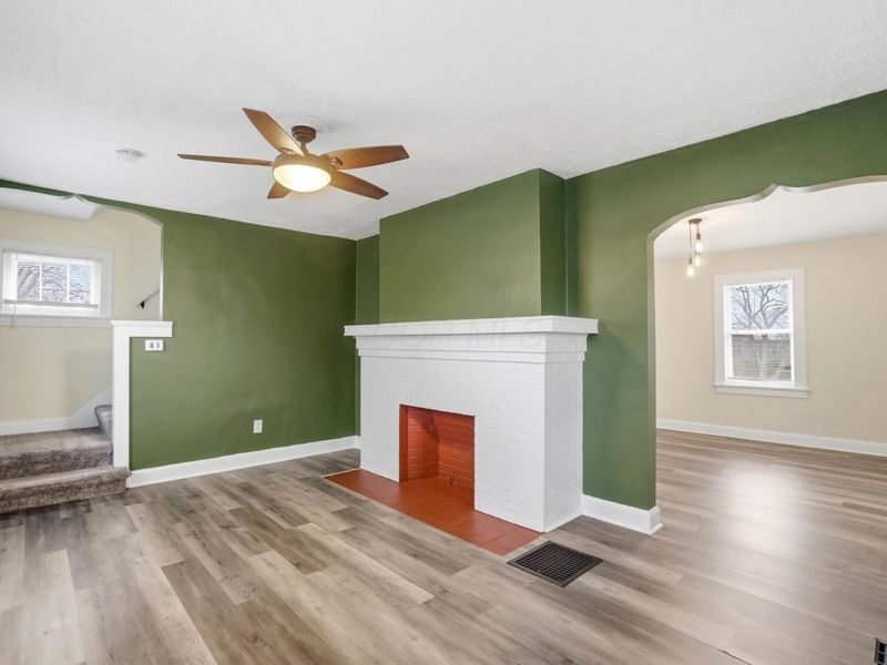 2378 Velma Avenue, Columbus, OH 43211 Photo 4