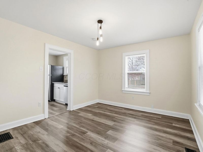 2378 Velma Avenue, Columbus, OH 43211 Photo 5