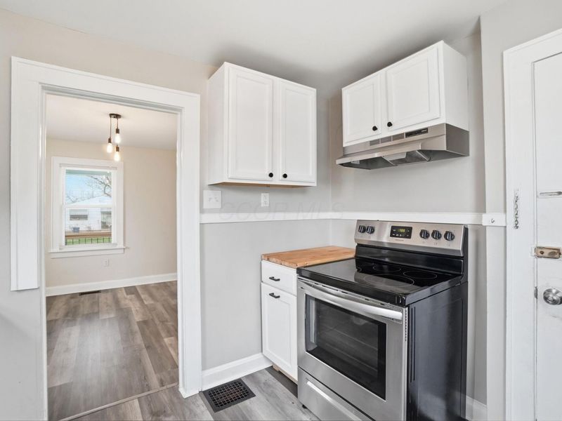 2378 Velma Avenue, Columbus, OH 43211 Photo 7