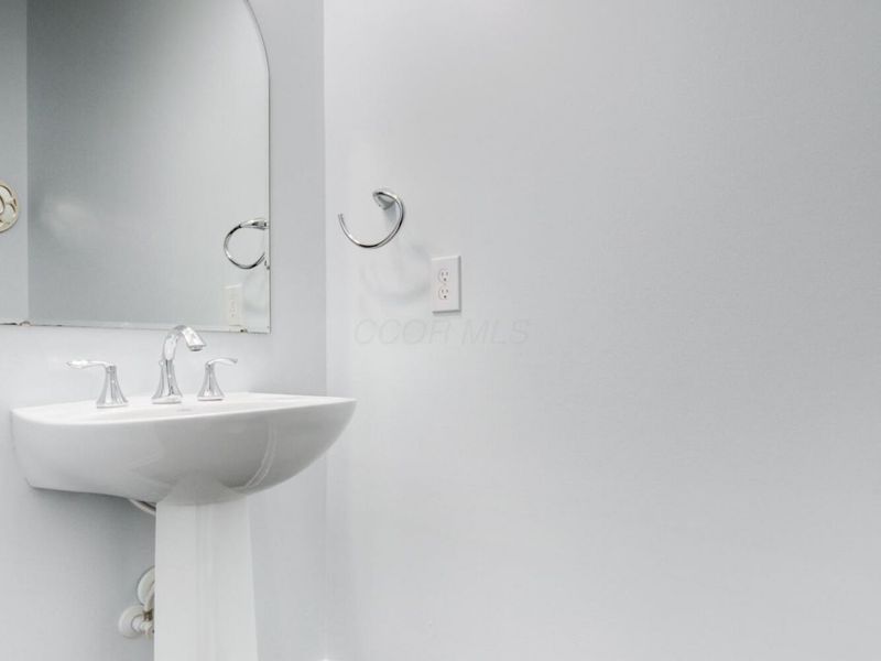 4194 Troutbrook Drive, Unit 127, Dublin, OH 43017 Photo 12