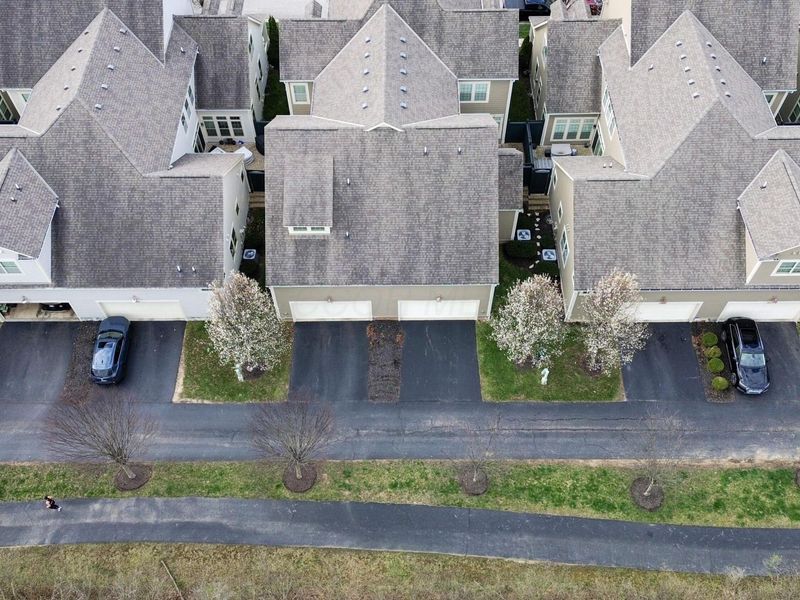 4194 Troutbrook Drive, Unit 127, Dublin, OH 43017 Photo 4