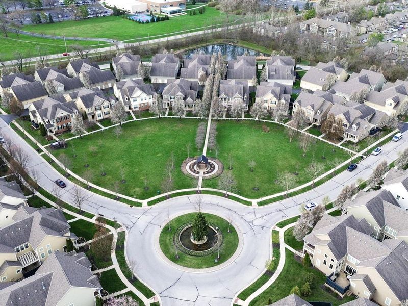 4194 Troutbrook Drive, Unit 127, Dublin, OH 43017 Photo 6