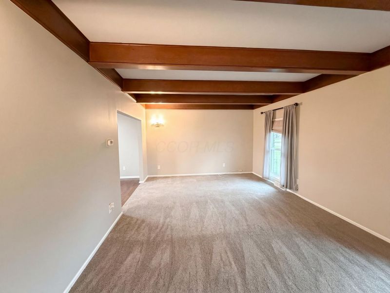 1289 Clubview Boulevard S, Columbus, OH 43235 Photo 10