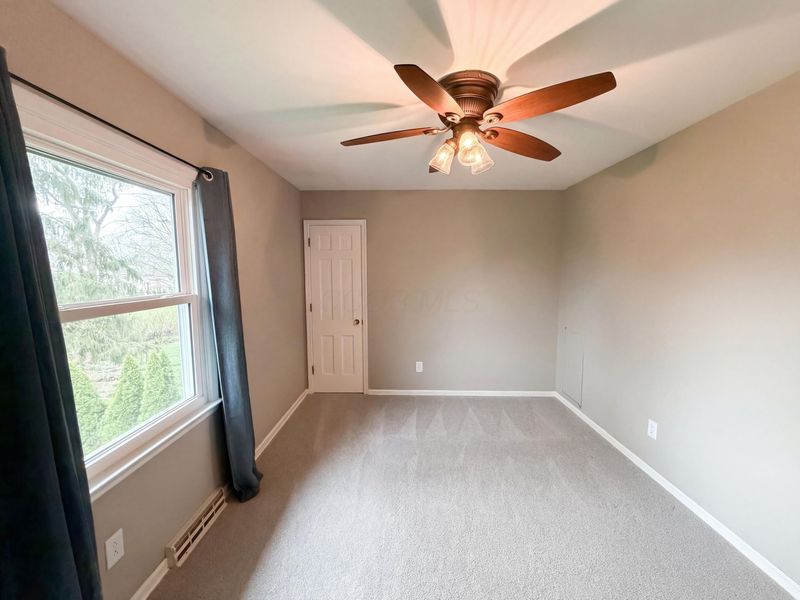 1289 Clubview Boulevard S, Columbus, OH 43235 Photo 19