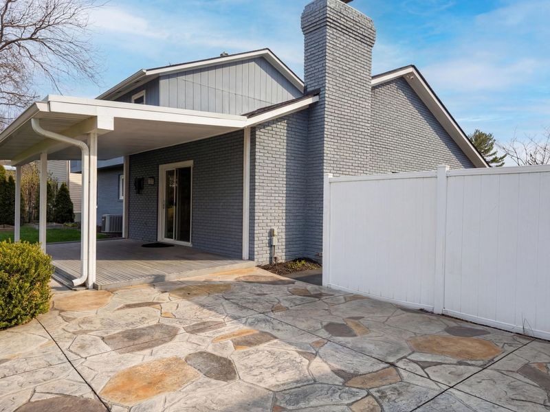 1289 Clubview Boulevard S, Columbus, OH 43235 Photo 31