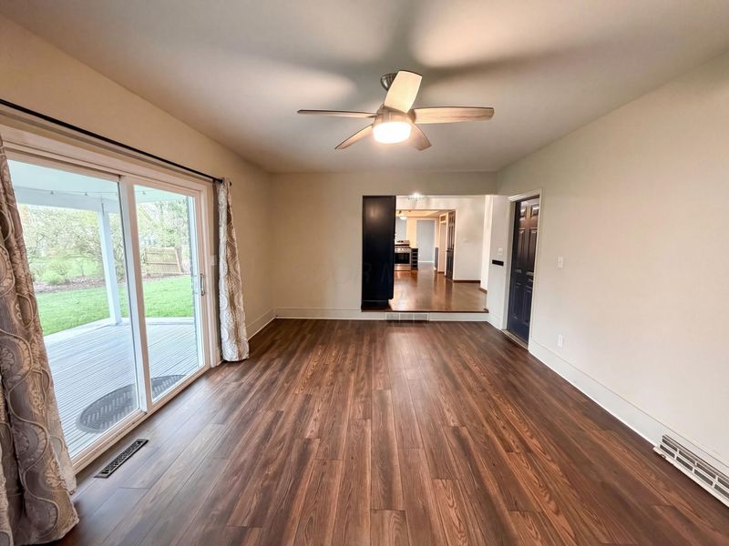 1289 Clubview Boulevard S, Columbus, OH 43235 Photo 7