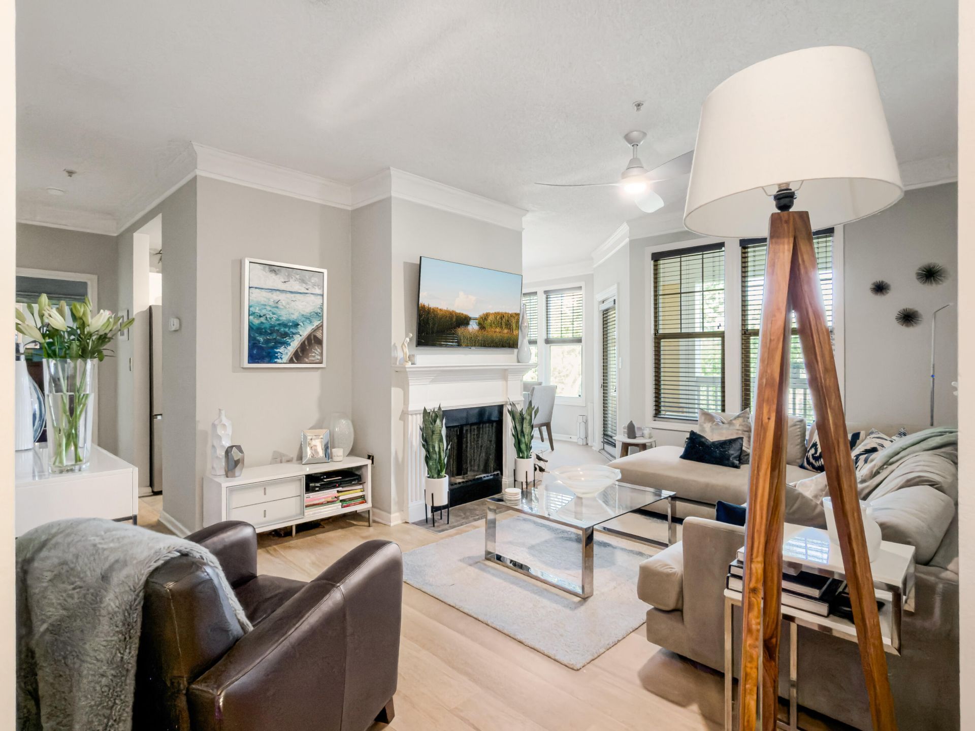 2432 Chatelain Way Photo 13