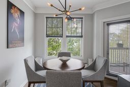 2432 Chatelain Way photo 4