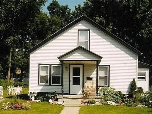 11381 Fisher Avenue, Warren, MI 48089