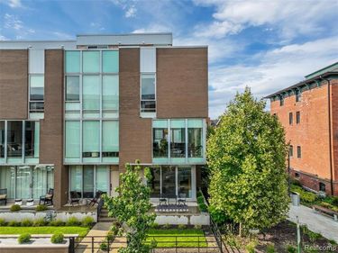 245 Alfred Street , Detroit, MI 48201