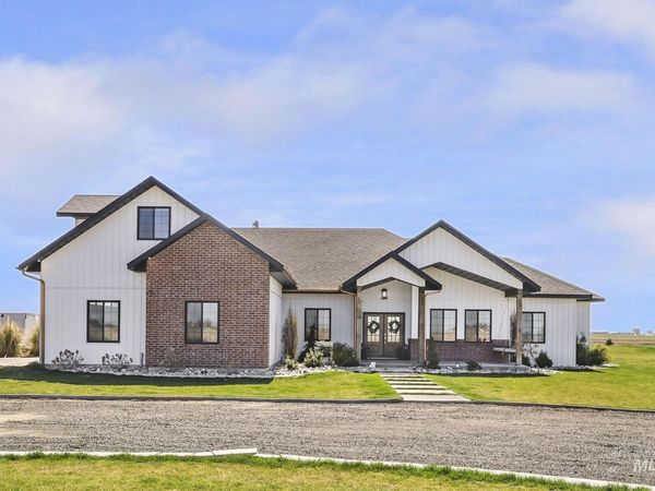 2233 E 3100 S, Wendell, ID 83355