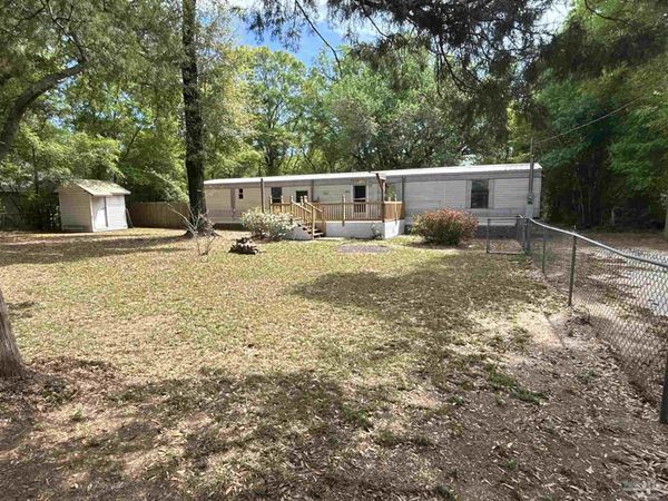 6453 Hunter St, Milton, FL 32570