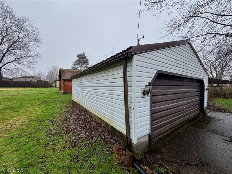 726 Boyd Street NE, Masury, OH 44438 Photo 7