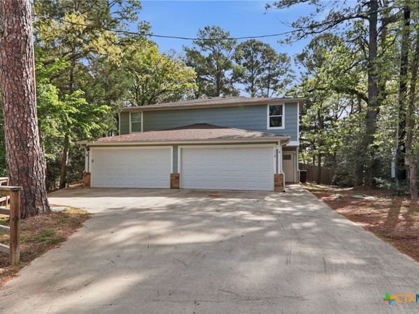 119 N Kanaio Drive , Unit B, Bastrop, TX 78602