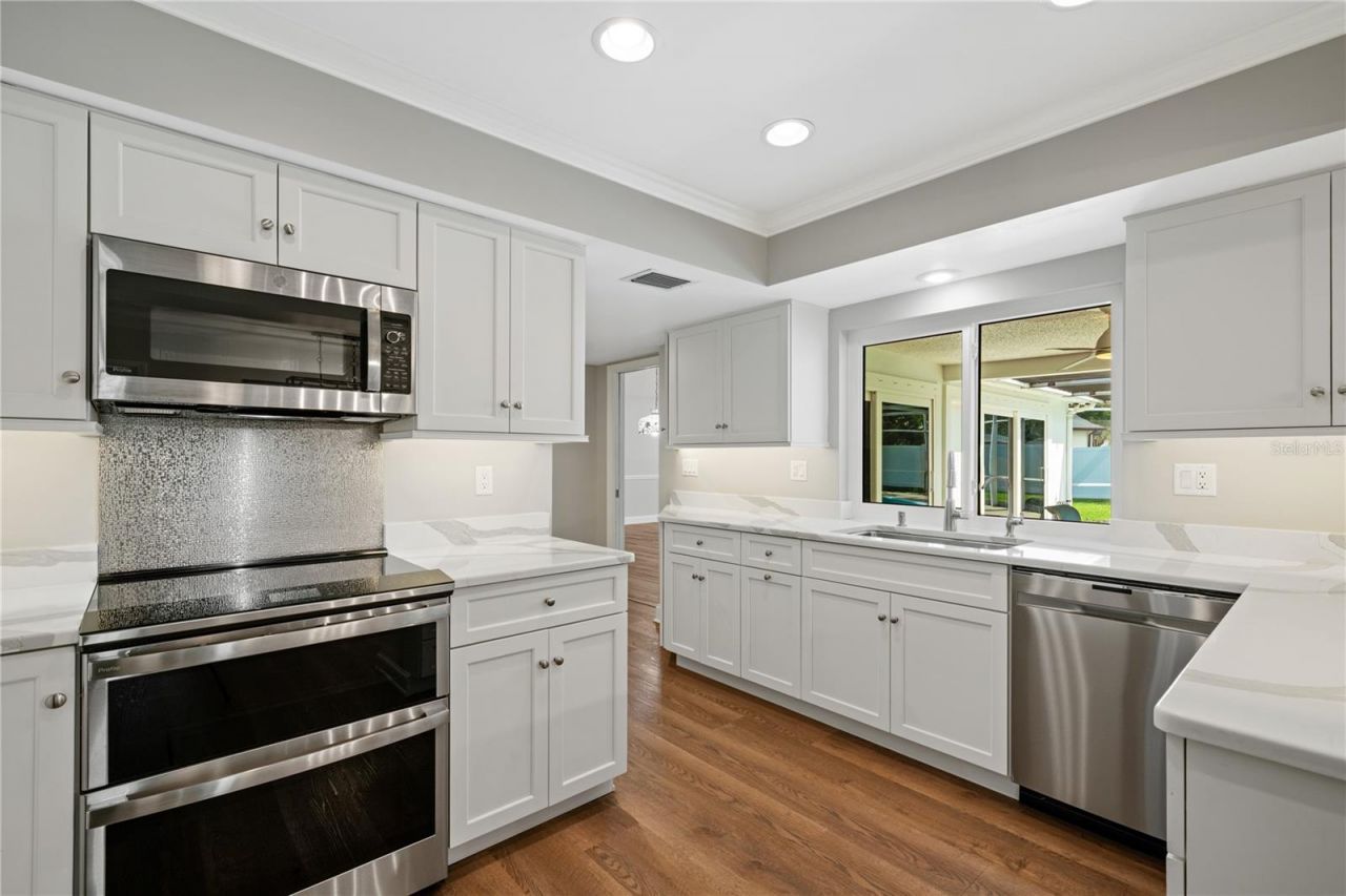 2869 Weathersfield Court, Clearwater, FL 33761 Photo