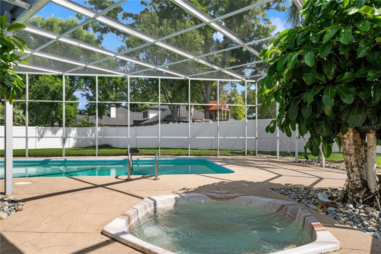 2869 Weathersfield Court, Clearwater, FL 33761 Photo