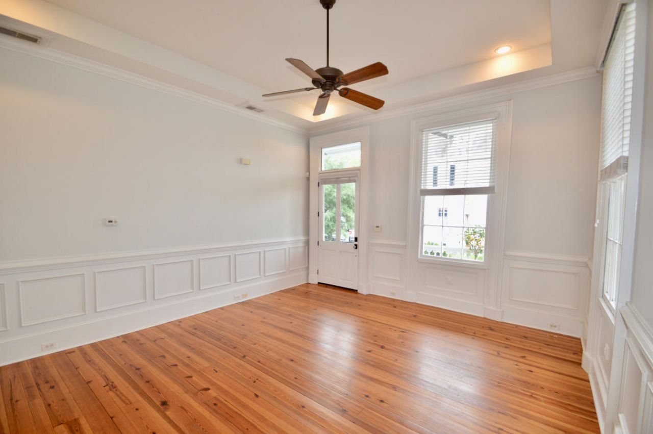 192 Wentworth Street Photo 13