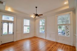 192 Wentworth Street photo 4