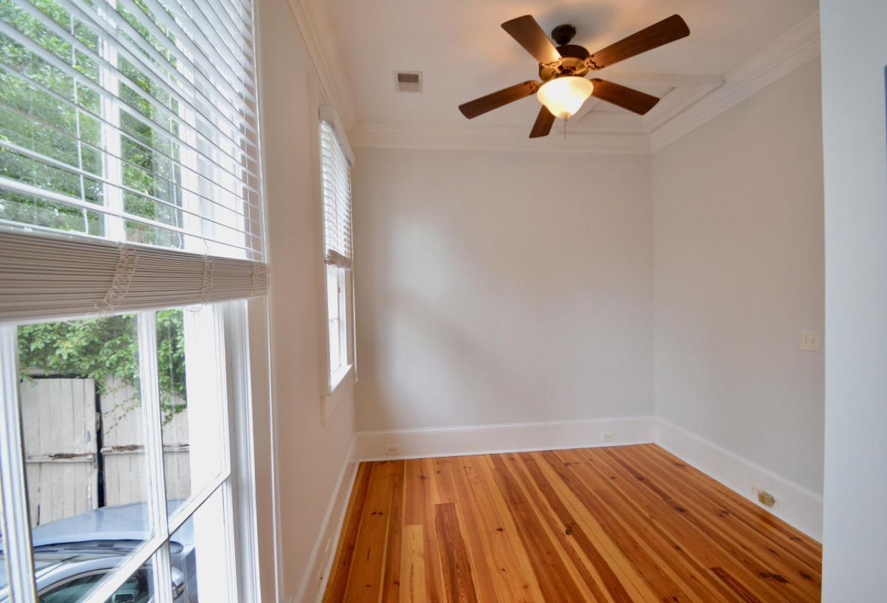 192 Wentworth Street Photo 8