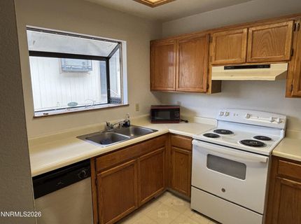 4985 W 7th Street, Unit APT 13, Reno, NV 89503 Photo