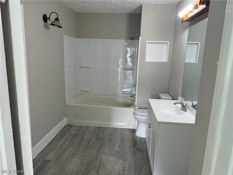 4464 W 28th Street , Cleveland, OH 44109 Photo 13