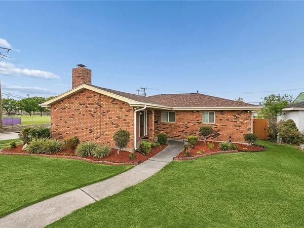 1200 LYNNETTE Drive, Metairie, LA 70003