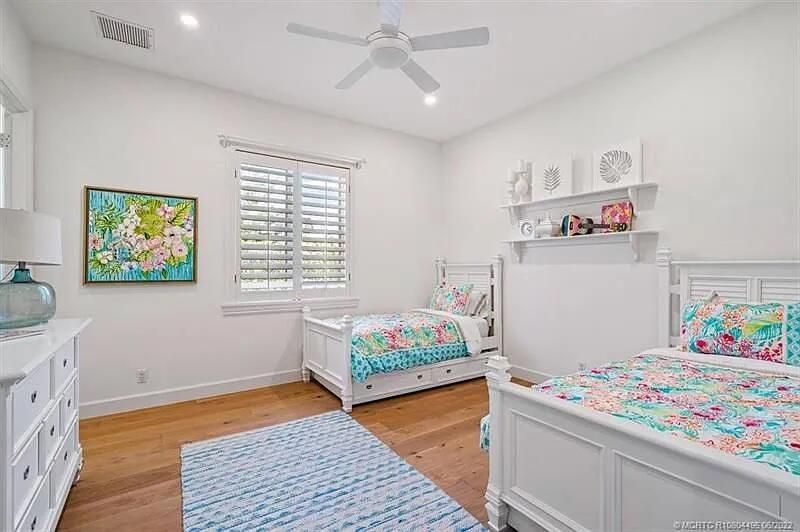 2941 Lake Drive, Singer Island, FL 33404 Photo