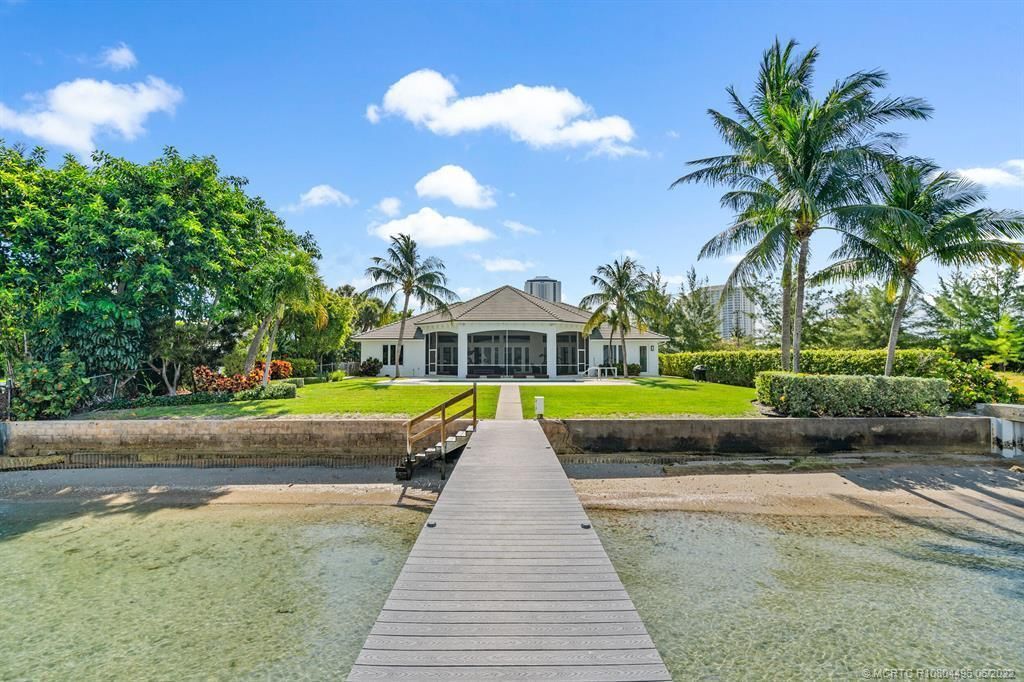 2941 Lake Drive, Singer Island, FL 33404 Photo