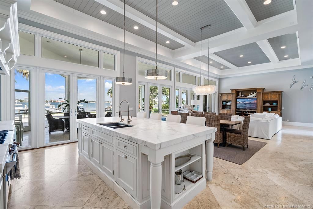 2941 Lake Drive, Singer Island, FL 33404 Photo