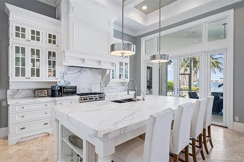 2941 Lake Drive, Singer Island, FL 33404 Photo