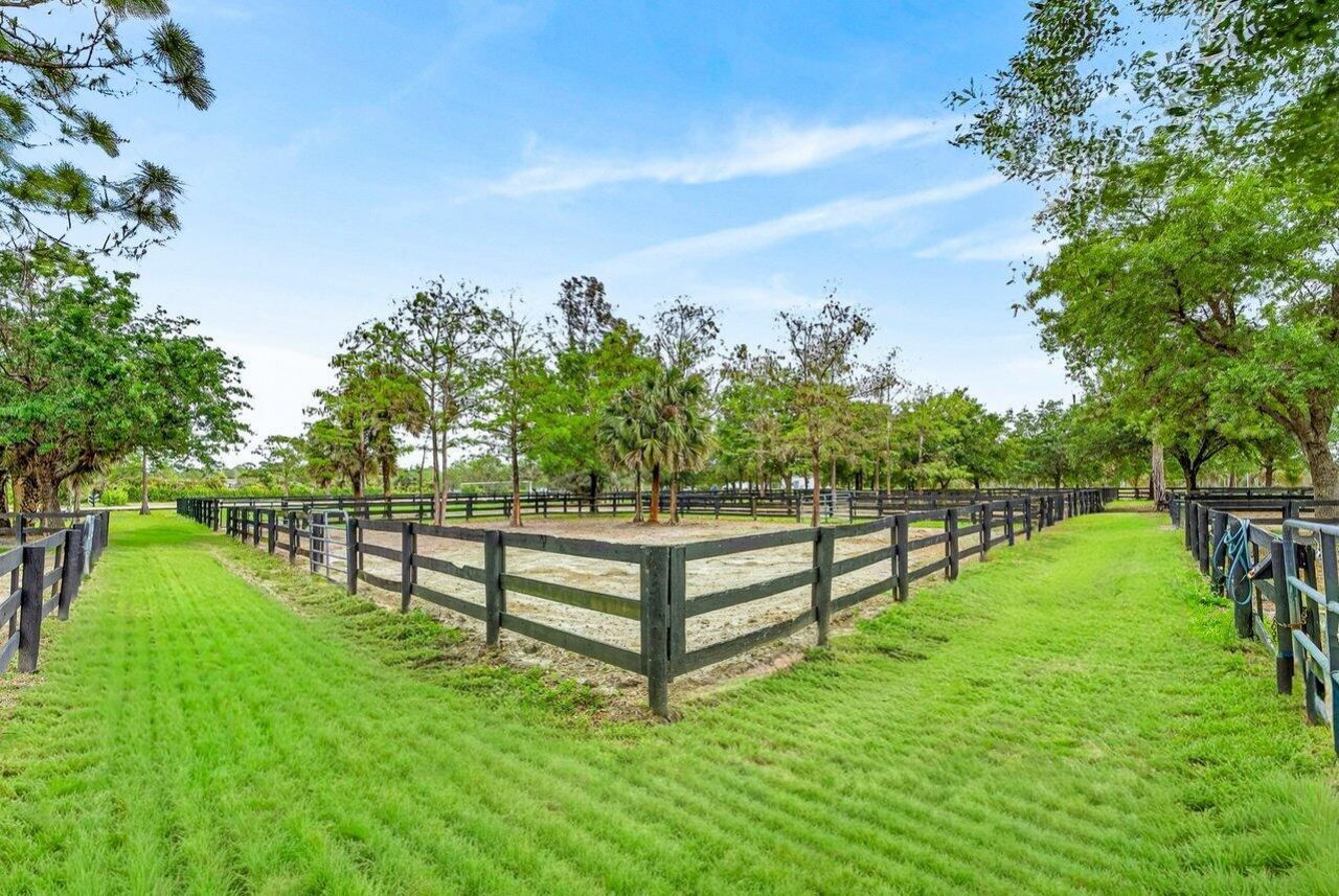 2741 Buck Ridge Trail, Loxahatchee, FL 33470 Photo