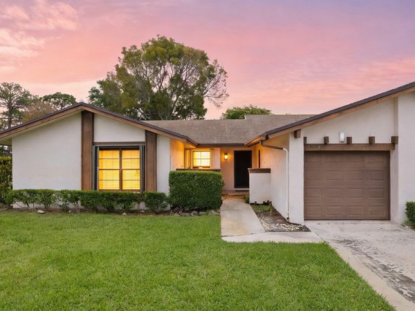 3804 Devenport Court, Greenacres, FL 33463