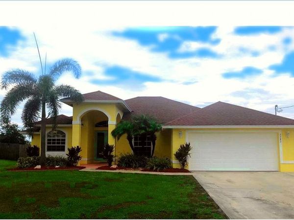5785 NW Dublin Drive, Port St. Lucie, FL 34986