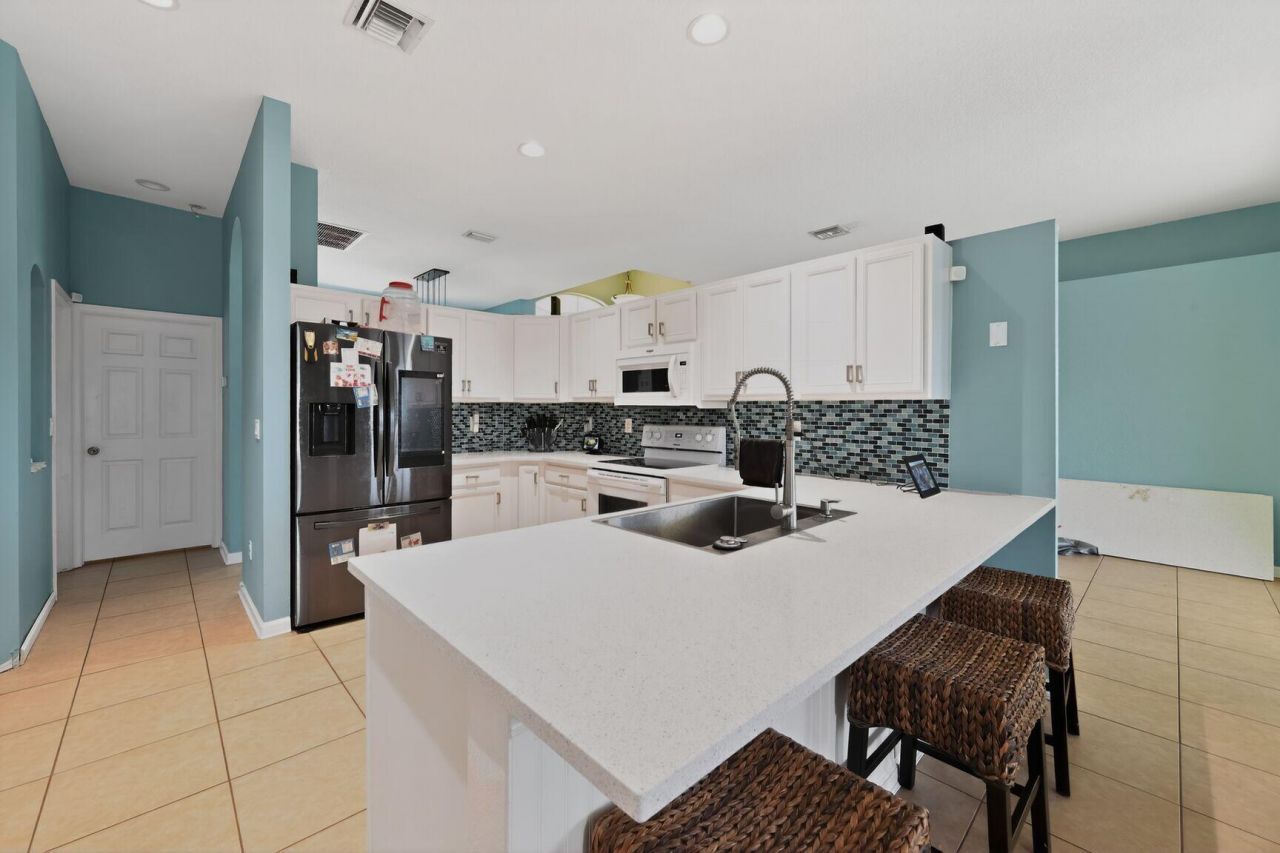 5785 NW Dublin Drive, Port Saint Lucie, FL 34986 Photo