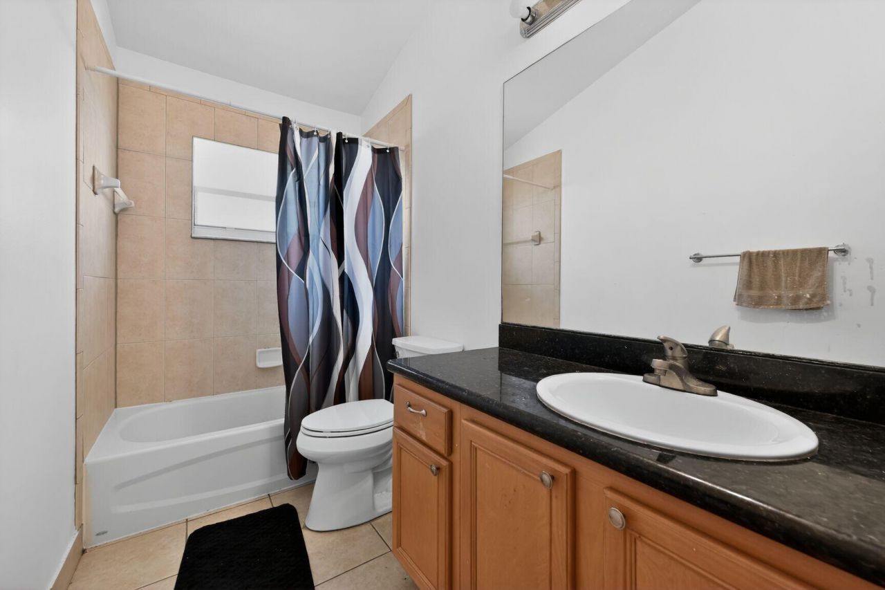 5785 NW Dublin Drive, Port Saint Lucie, FL 34986 Photo