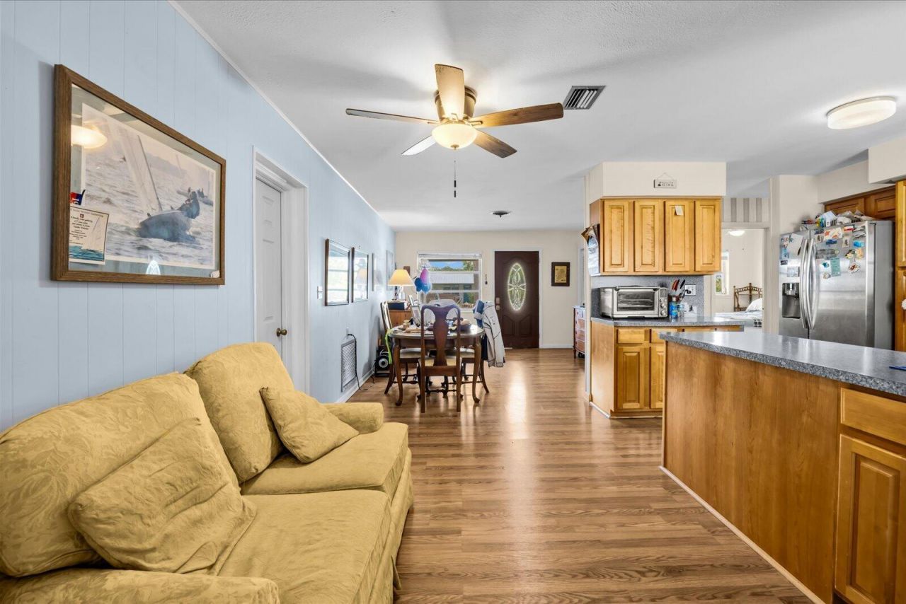 3141 NE Spruce Ridge Avenue, Jensen Beach, FL 34957 Photo