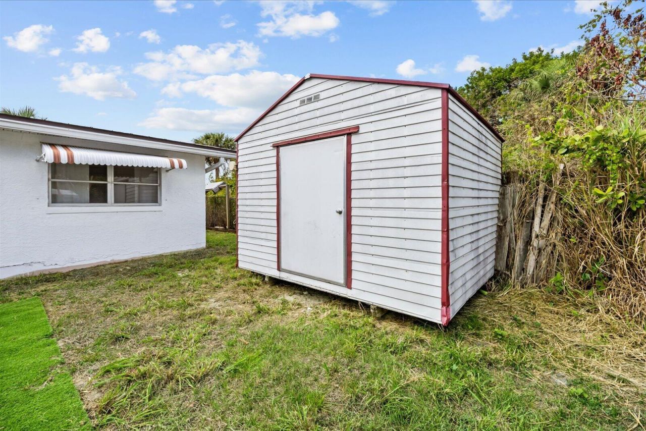 3141 NE Spruce Ridge Avenue, Jensen Beach, FL 34957 Photo