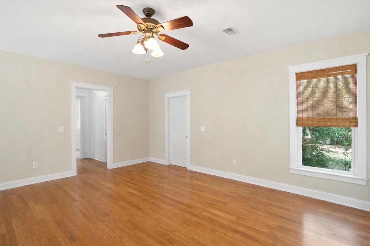 138 Marshside Drive Photo 14