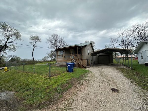 800 S Hickory Street , Salem, MO 65560