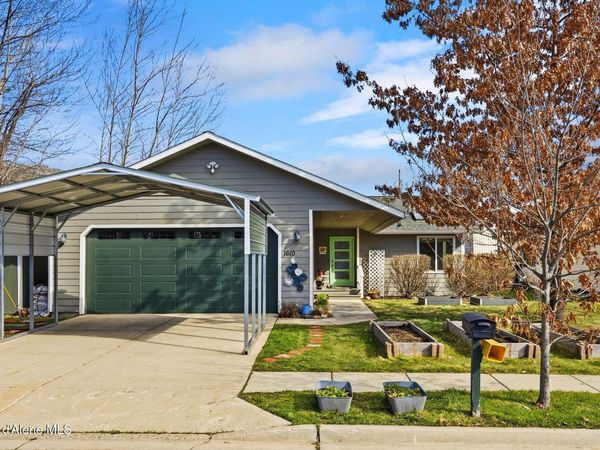 1610 Hemlock CT , Sandpoint, ID 83864